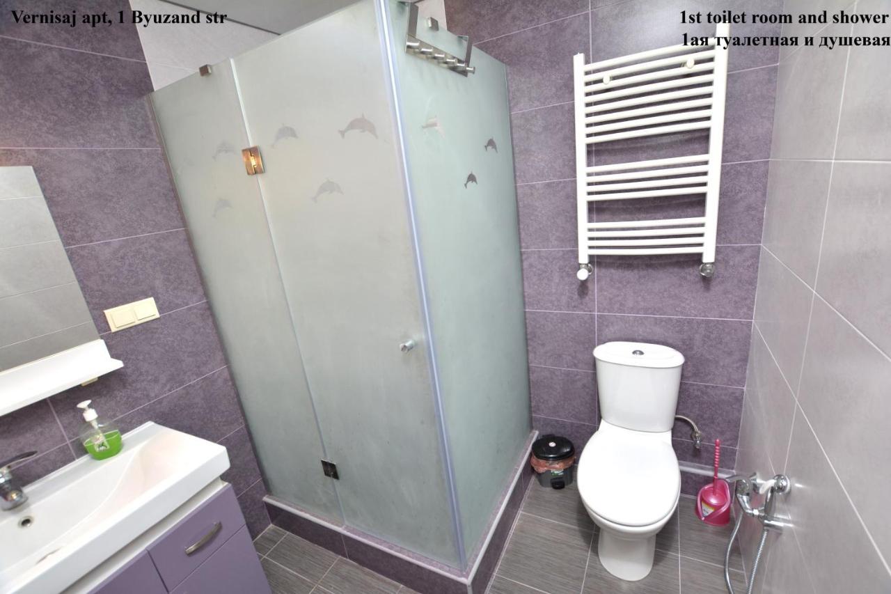 Vernisaj Apt At Republic Square & Ruben Tours Yerevan Bagian luar foto
