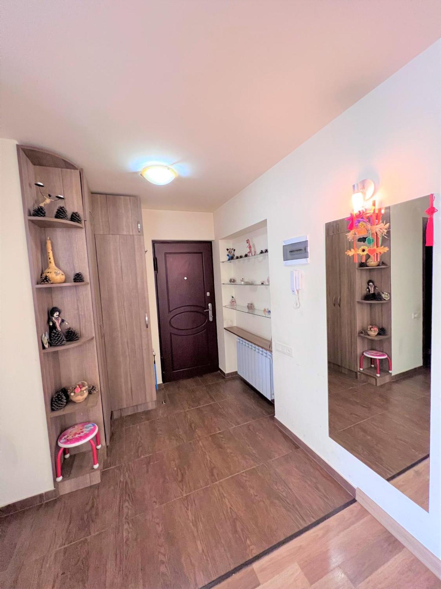 Vernisaj Apt At Republic Square & Ruben Tours Yerevan Bagian luar foto